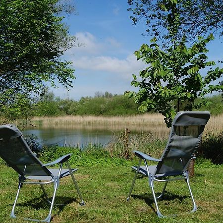 Ferienwohnungen Am Kleinen See Bergen Auf Rugen Bagian luar foto